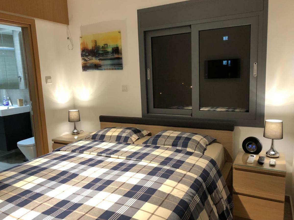 Kennedy Deluxe Suites Нікосія Екстер'єр фото
