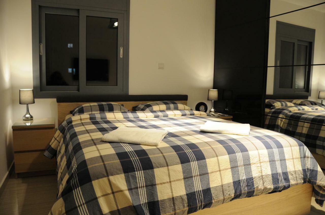 Kennedy Deluxe Suites Нікосія Екстер'єр фото